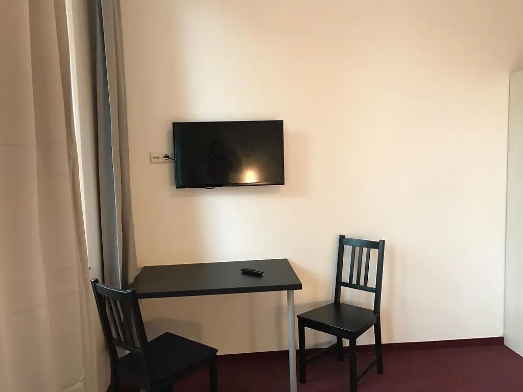 Hotel Basic Living München
